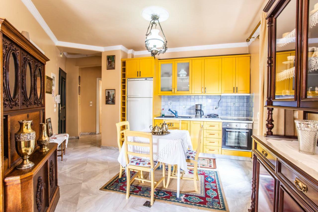 Apartment In Kalamaria Thessaloniki Exterior foto